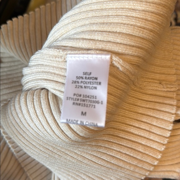 Gilli Cream Ribbed Ruffled Tank Top - Picture 4 of 5